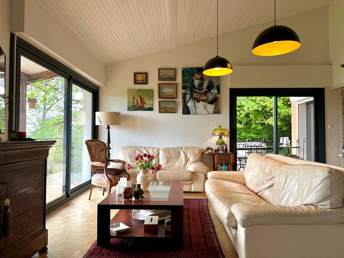 Image No.4-4 Bed House for sale