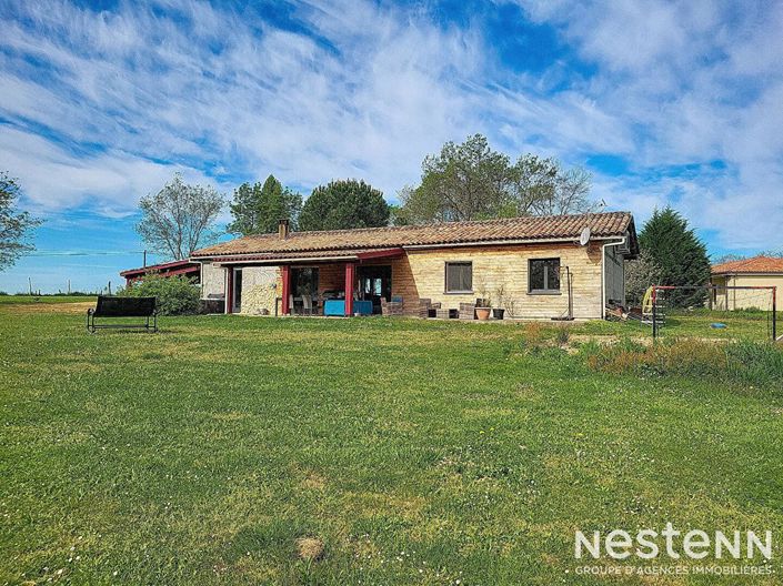 Image No.1-4 Bed House for sale