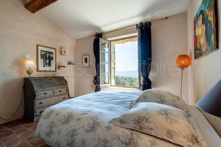 Image No.10-4 Bed House for sale