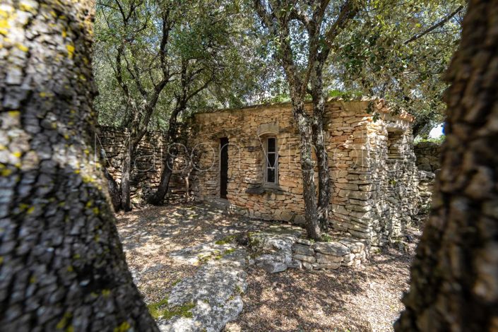 Image No.14-4 Bed House for sale