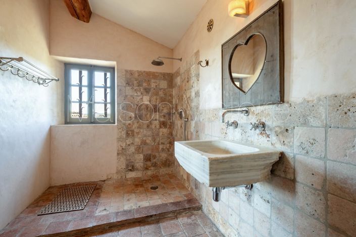 Image No.18-4 Bed House for sale