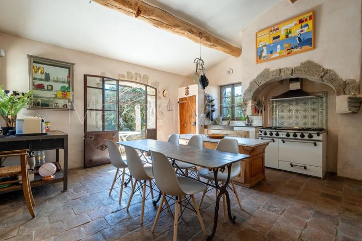 Image No.6-4 Bed House for sale