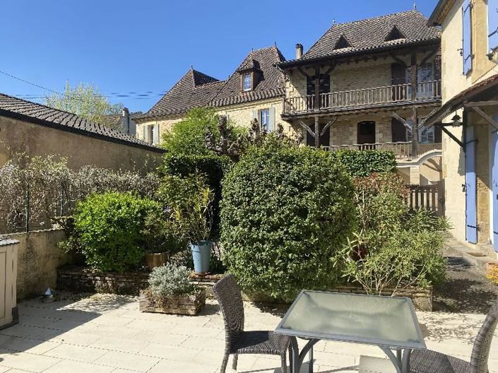 Image No.6-4 Bed House for sale