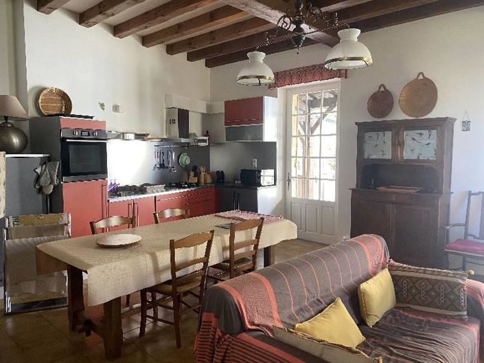 Image No.8-4 Bed House for sale