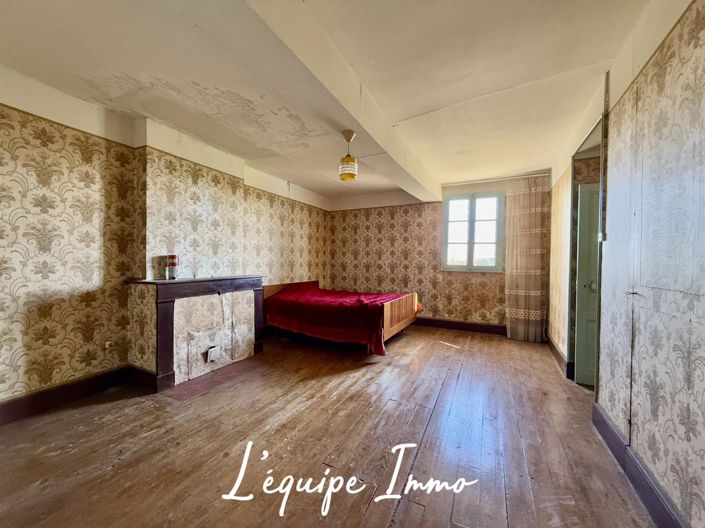 Image No.6-3 Bed House for sale