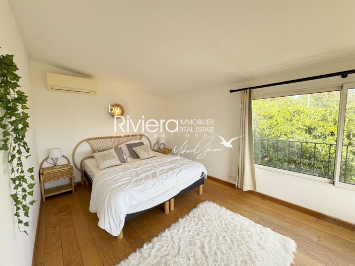 Image No.27-5 Bed House for sale