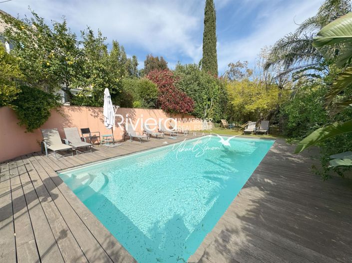 Image No.5-5 Bed House for sale