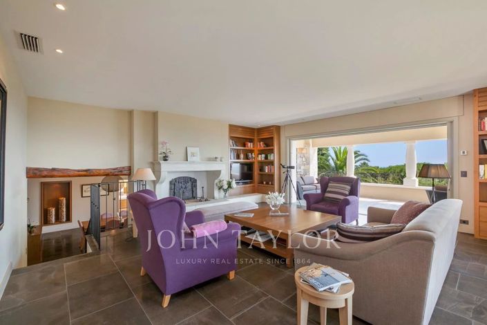 Image No.15-4 Bed House for sale