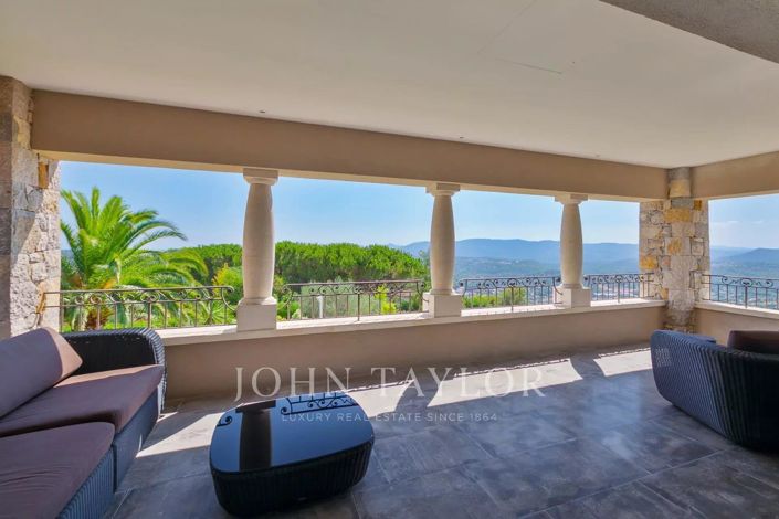 Image No.17-4 Bed House for sale