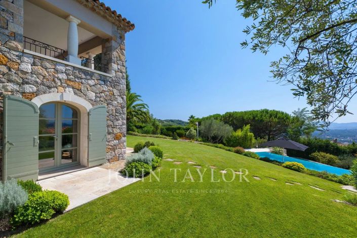 Image No.24-4 Bed House for sale