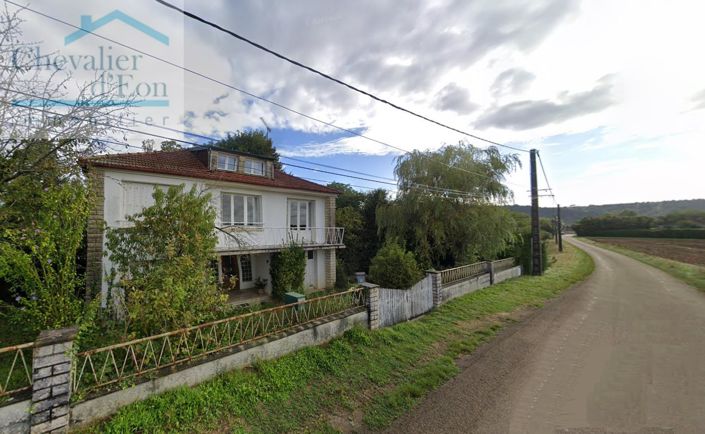 Argentenay, House
