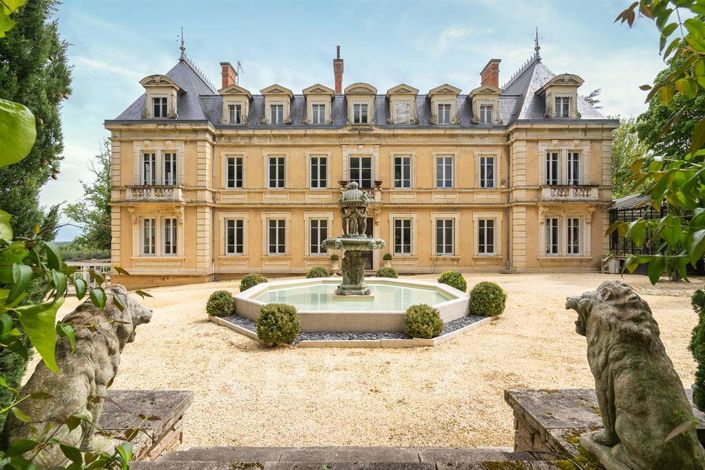 Image No.1-12 Bed House for sale