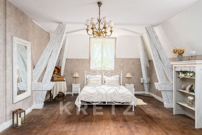 Image No.12-12 Bed House for sale