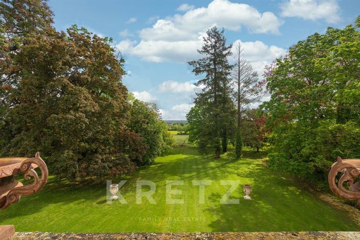 Image No.20-12 Bed House for sale