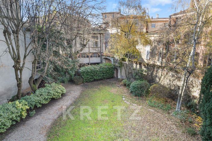 Image No.1-Propriété de 12 chambres à vendre à Toulouse