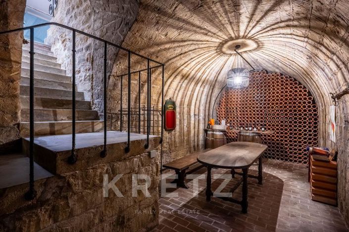 Image No.13-7 Bed House for sale