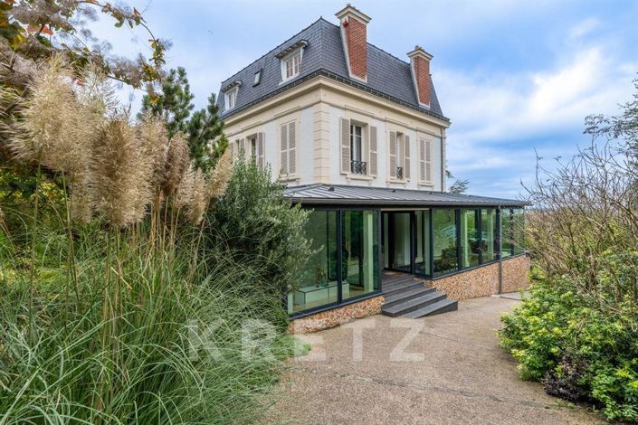 Image No.4-7 Bed House for sale