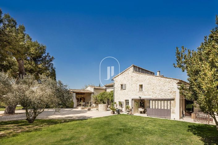 Image No.14-5 Bed House for sale