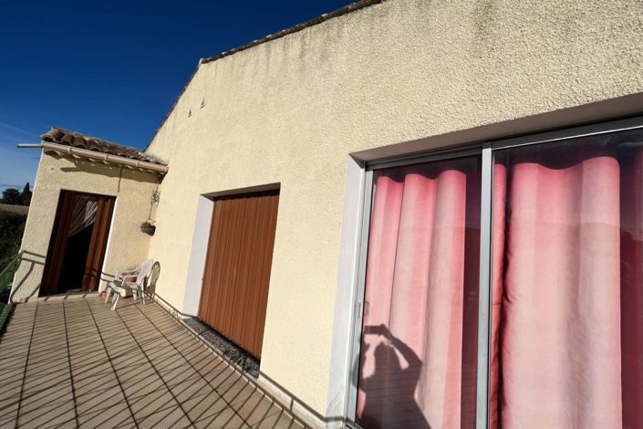 Image No.15-4 Bed House for sale