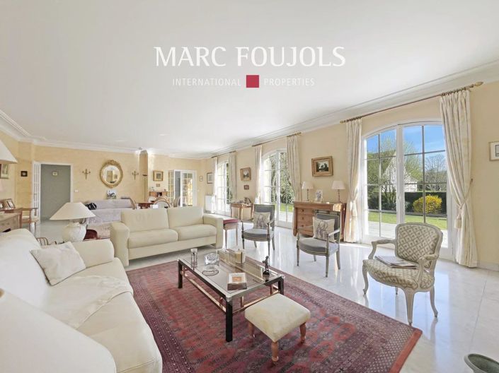 Image No.5-6 Bed House for sale