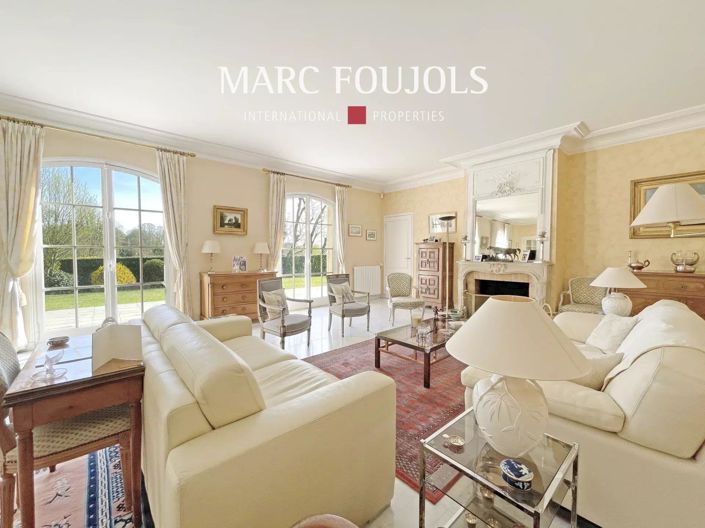 Image No.6-6 Bed House for sale