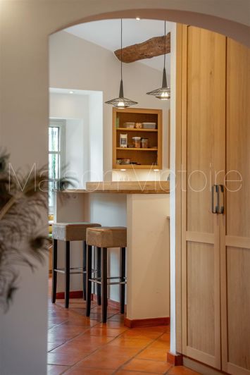 Image No.12-5 Bed House for sale