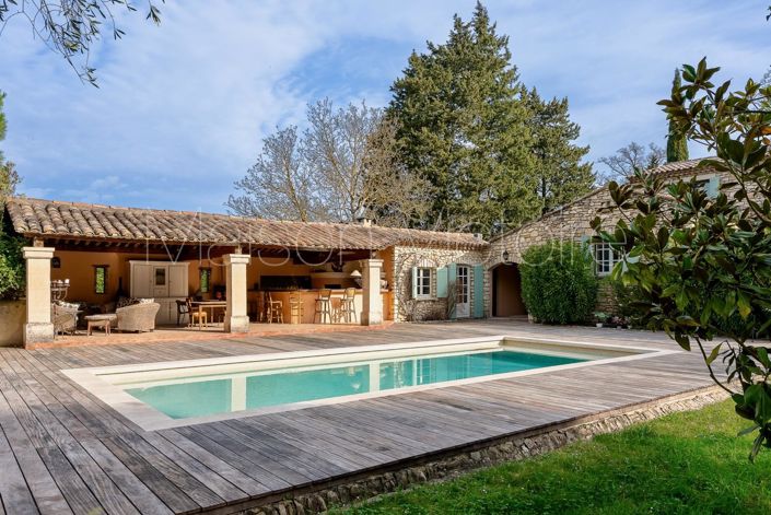 Image No.8-5 Bed House for sale