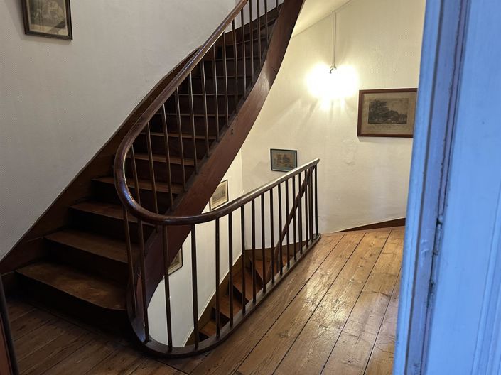 Image No.11-4 Bed House for sale