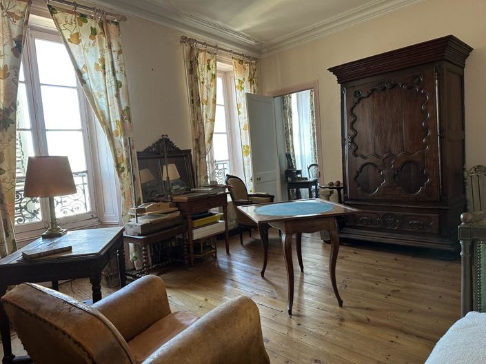 Image No.12-4 Bed House for sale