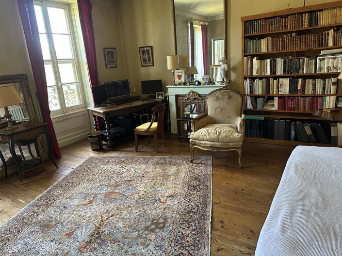 Image No.13-4 Bed House for sale