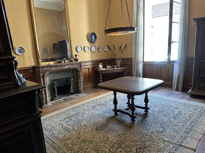 Image No.9-4 Bed House for sale