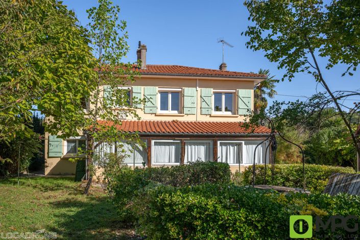 Image No.1-4 Bed House for sale