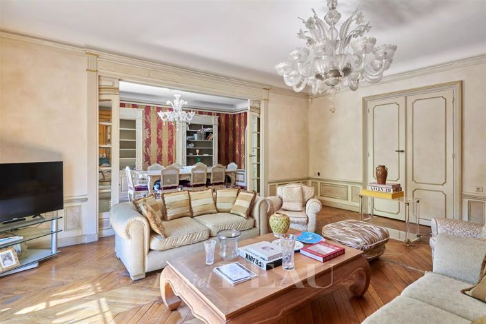 Image No.5-Appartement de 5 chambres à vendre à Paris
