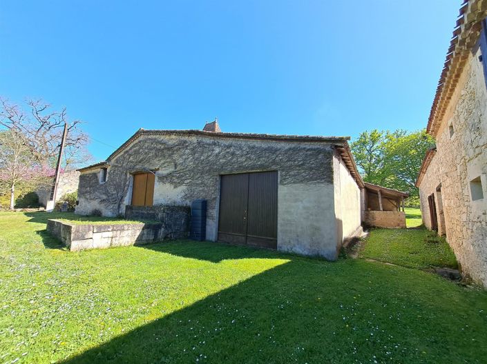 Image No.19-6 Bed House for sale