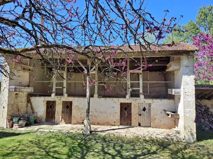 Image No.20-6 Bed House for sale