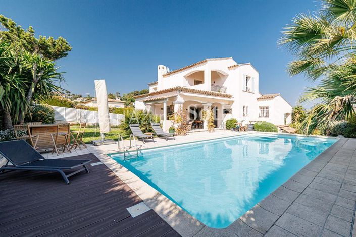 Image No.1-3 Bed Property for sale
