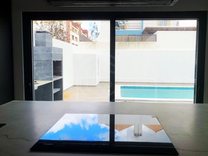 Image No.10-4 Bed House for sale