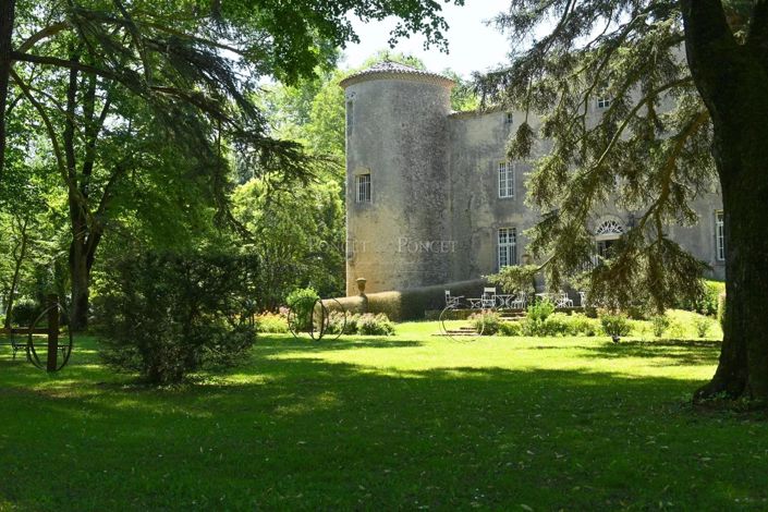 Image No.19-16 Bed House for sale