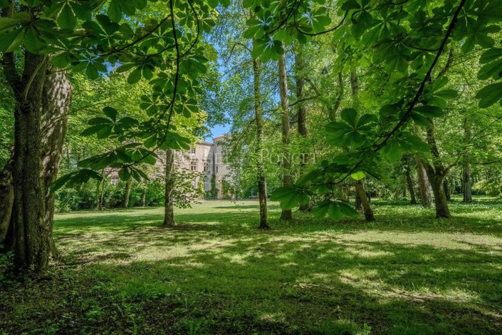 Image No.29-16 Bed House for sale