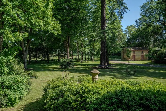 Image No.3-16 Bed House for sale