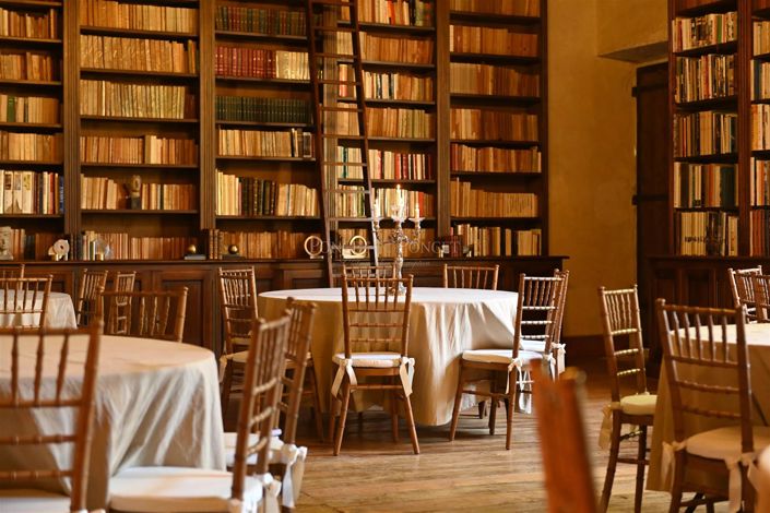 Image No.7-16 Bed House for sale