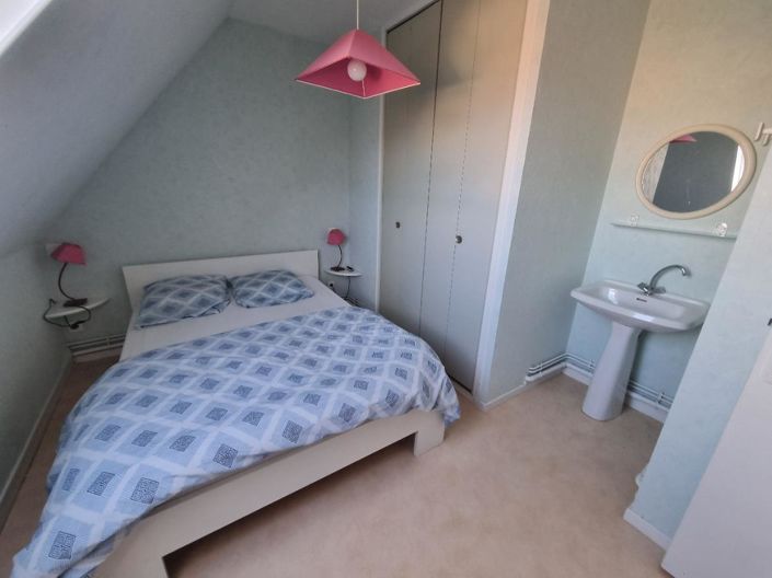 Image No.10-2 Bed Apartment for sale