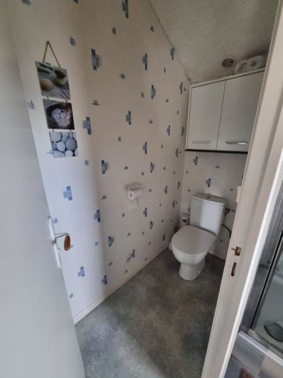 Image No.7-2 Bed Property for sale