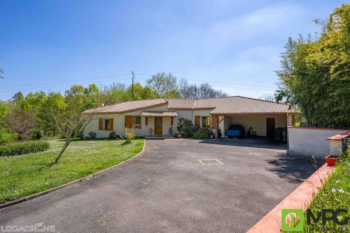 Image No.1-4 Bed House for sale