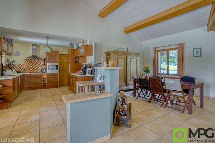 Image No.5-4 Bed House for sale