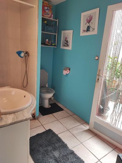 Image No.11-3 Bed House for sale