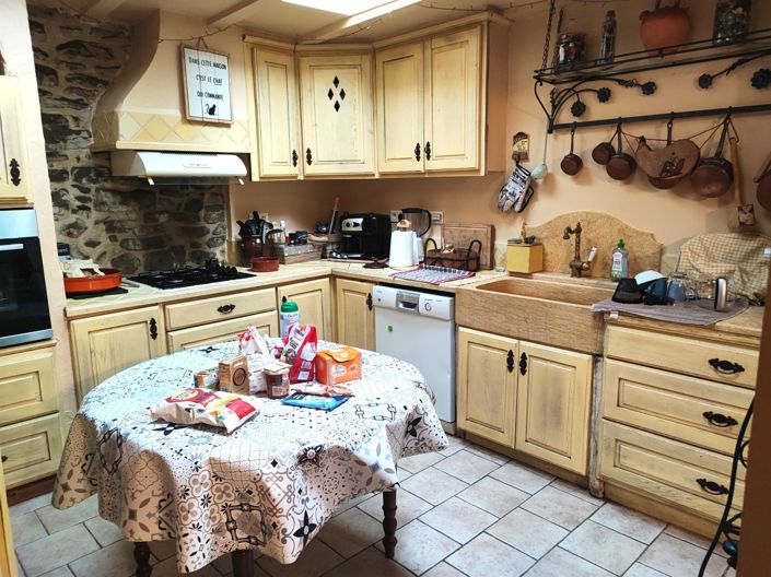 Image No.13-3 Bed House for sale