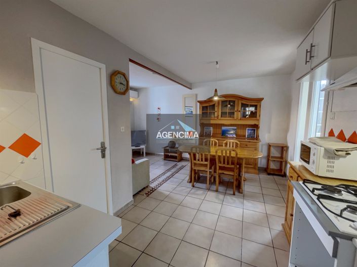 Image No.3-2 Bed House for sale