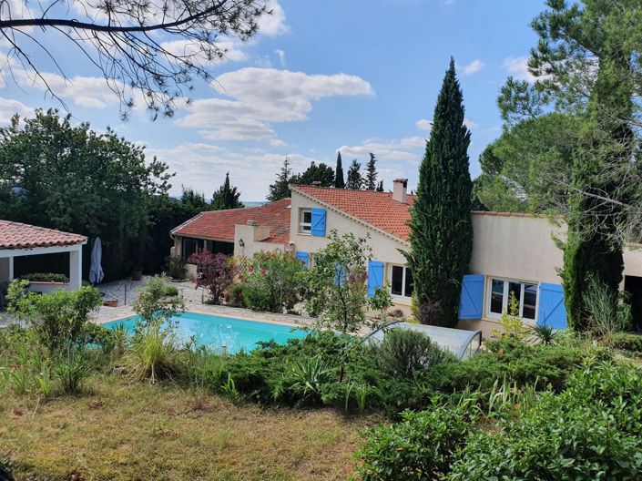 Image No.1-6 Bed House for sale