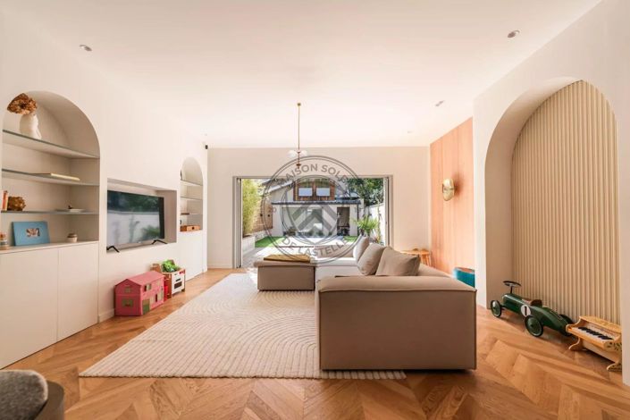 Image No.1-House for sale